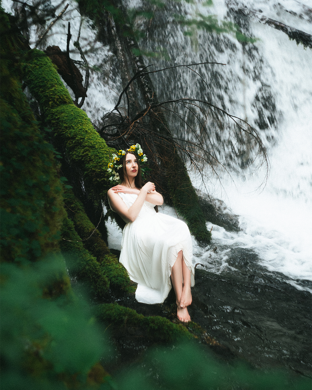 Ethereal Film-like Portraits at a Glacial Waterfall Near Mount Hood — photograph 16 of 20
